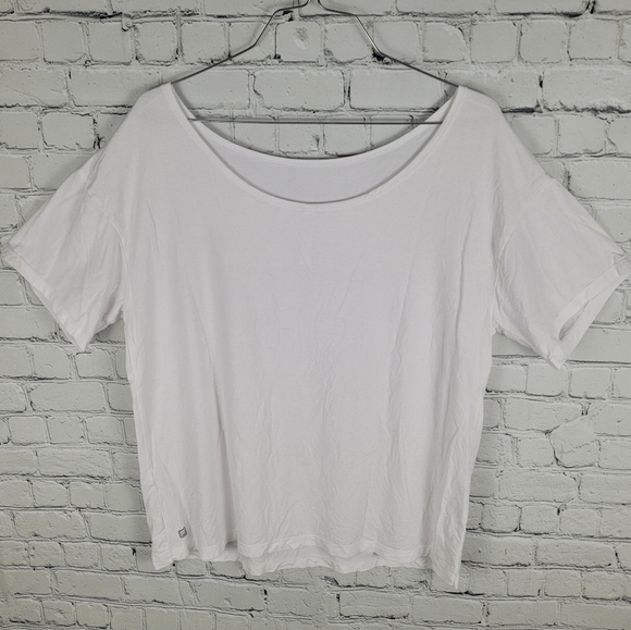 FABLETICS | scoop neck short sleeve stretch athletic workout tencel top - Picture 2 of 7